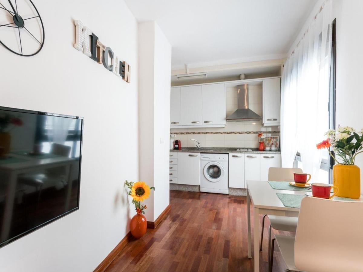 Апартаменты Holi-Rent Santa Marina Севилья Экстерьер фото