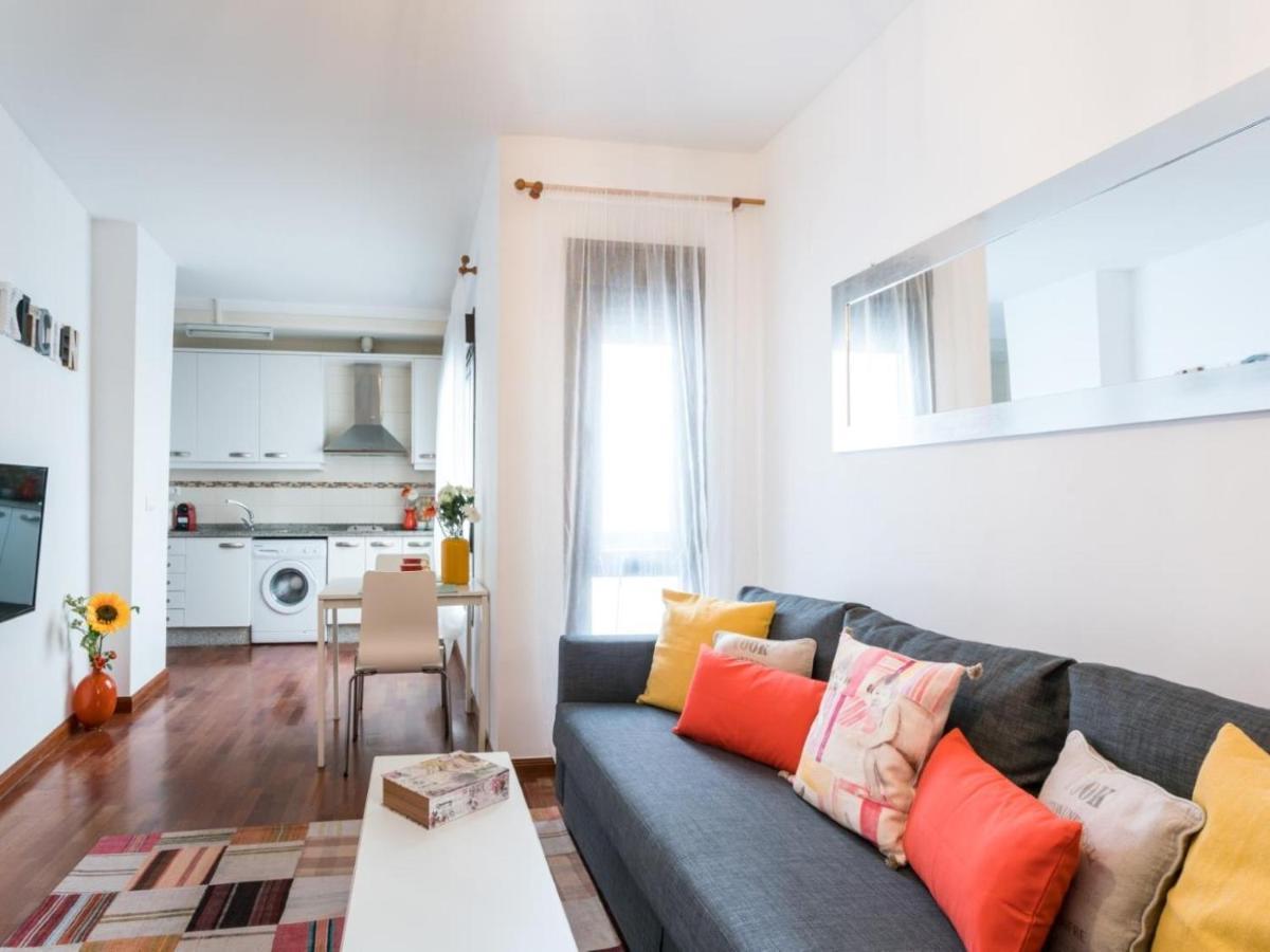 Апартаменты Holi-Rent Santa Marina Севилья Экстерьер фото