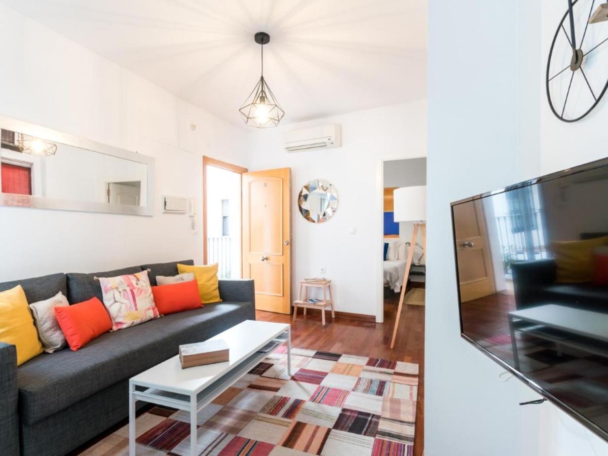 Апартаменты Holi-Rent Santa Marina Севилья Экстерьер фото